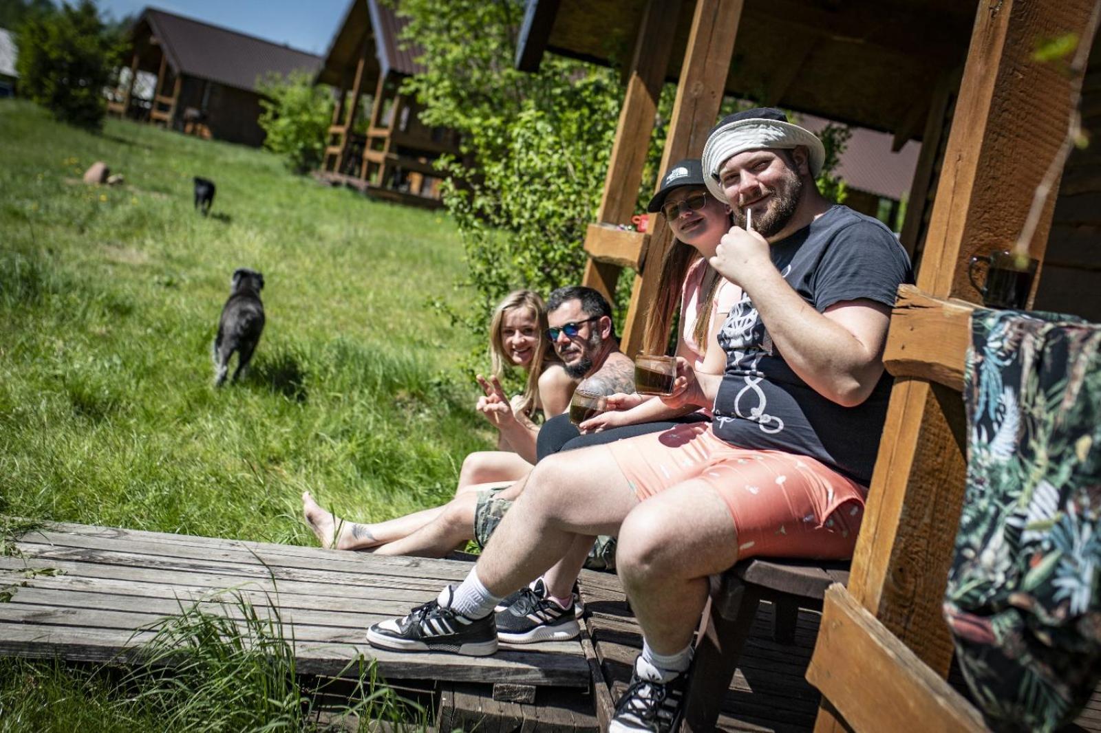 Slonce Mazur Hotel Dzwierzuty Buitenkant foto